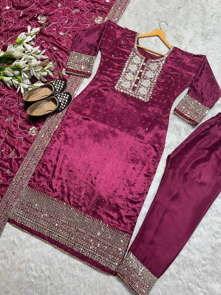 Presenting New Designer Long Pakistani Suit Top , Pant and Dupptta In Fancy Style