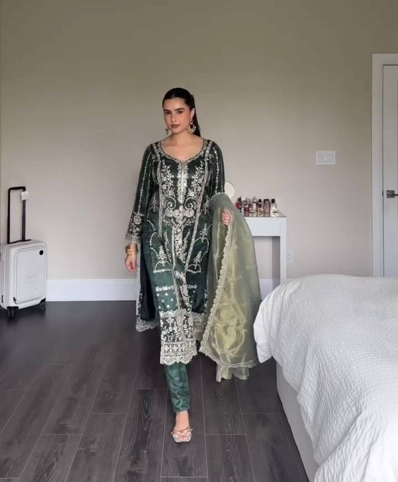 Top And Pant With Dupatta