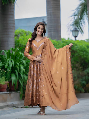 PREMIUM & LUXURIOUS DESIGNER READYMADE ALIA CUT  ANARKALI SUIT COLLECTIONS*👜