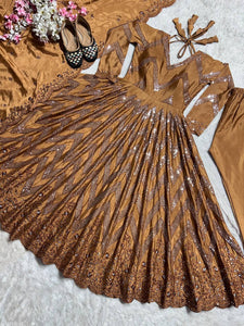 PREMIUM & LUXURIOUS DESIGNER READYMADE ALIA CUT  ANARKALI SUIT COLLECTIONS*👜