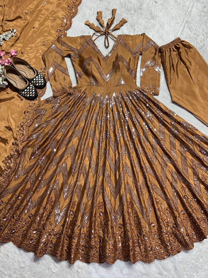 PREMIUM & LUXURIOUS DESIGNER READYMADE ALIA CUT  ANARKALI SUIT COLLECTIONS*👜