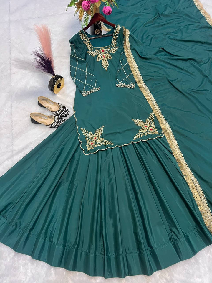 Top And lehanaga With Dupatta