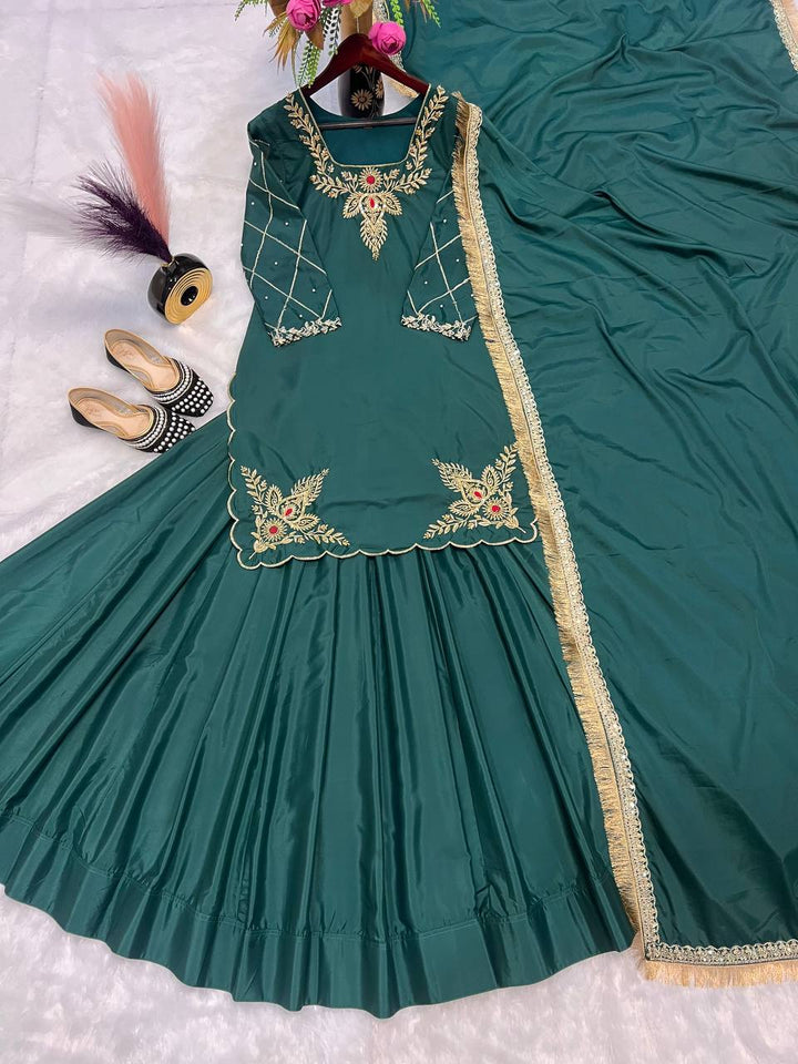 Top And lehanaga With Dupatta