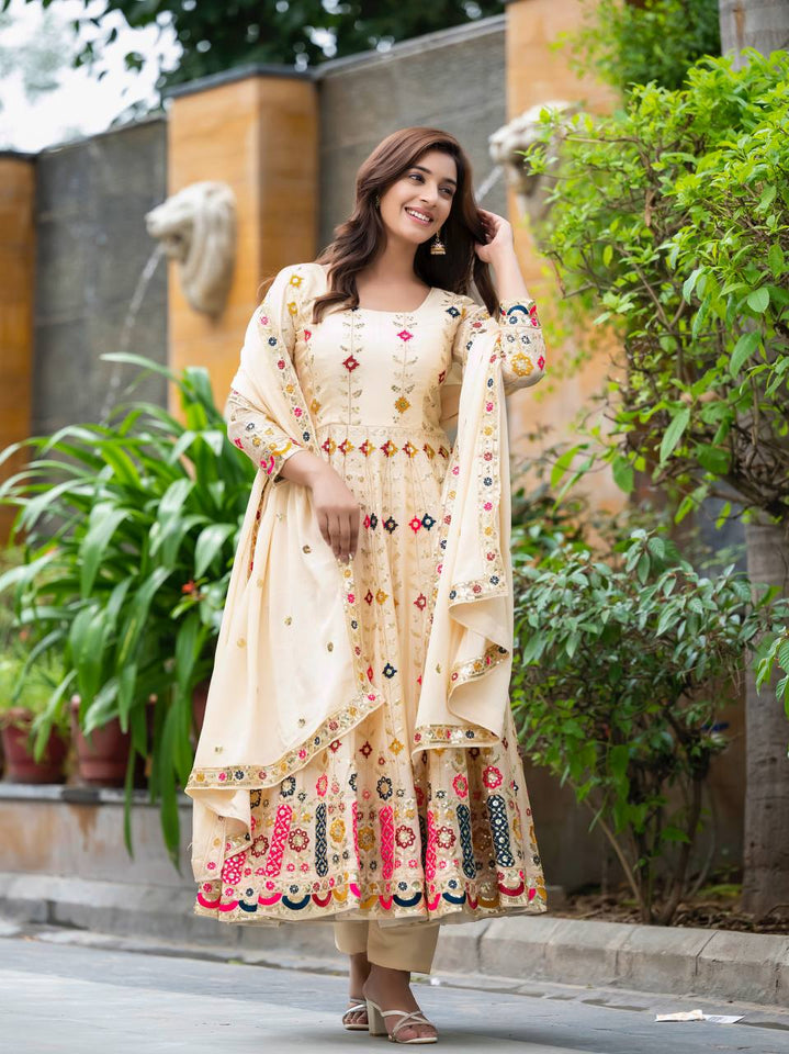 PREMIUM & LUXURIOUS DESIGNER READYMADE ALIA CUT  ANARKALI SUIT COLLECTIONS