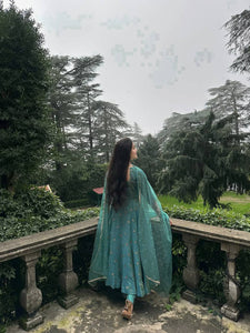 Presenting New  Đěsigner Anarkali Suit In New Fancy Style*👌💕