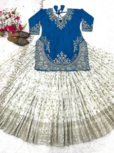 Presenting New  Đěsigner Lehenga -Top In New Fancy Style*👌💕