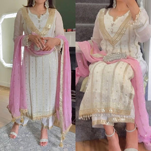 New Designer Party Wear Long Pakistani  Suit In Fancy Style*👌💕