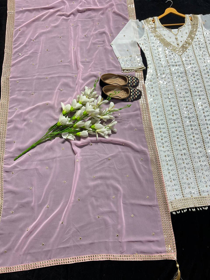 New Designer Party Wear Long Pakistani  Suit In Fancy Style*👌💕