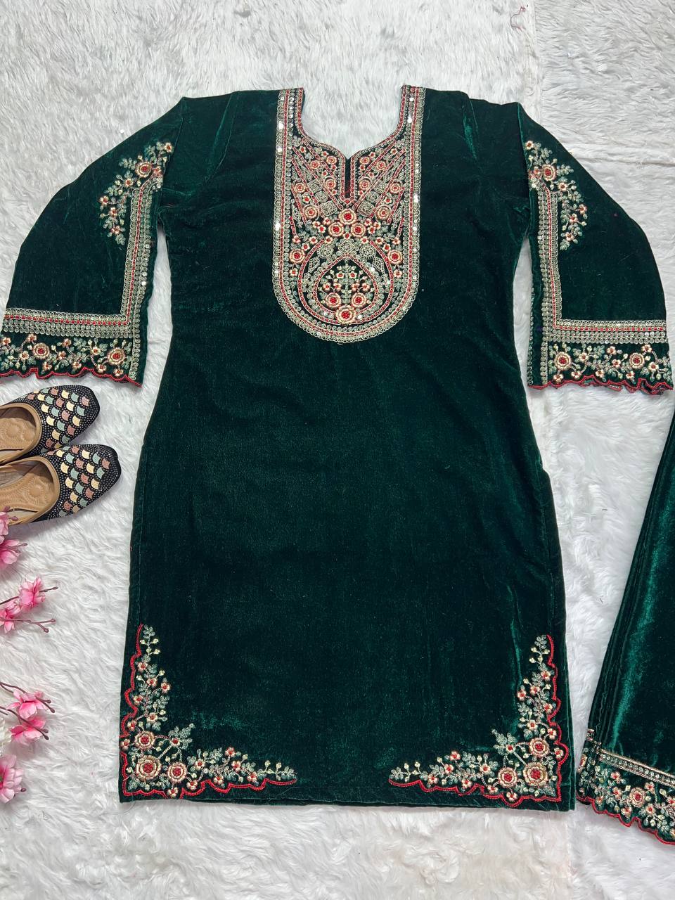 Top And Pant With Dupatta