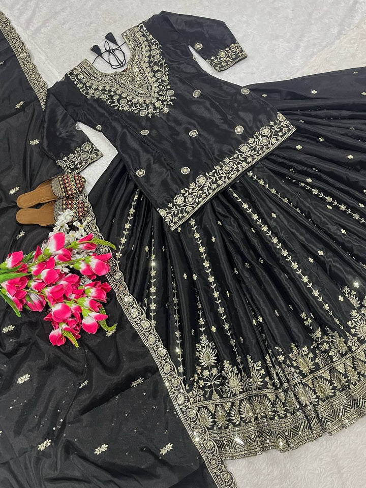 Top And Lehanaga With Dupatta